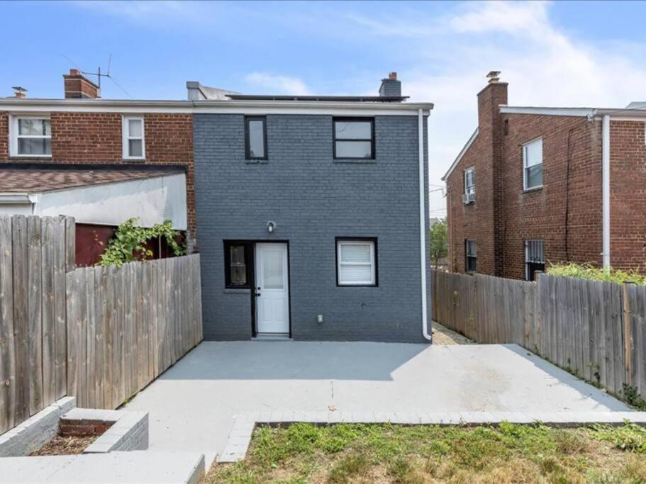 וושינגטון Quaint 3/2.5 Home In Fort Dupont מראה חיצוני תמונה